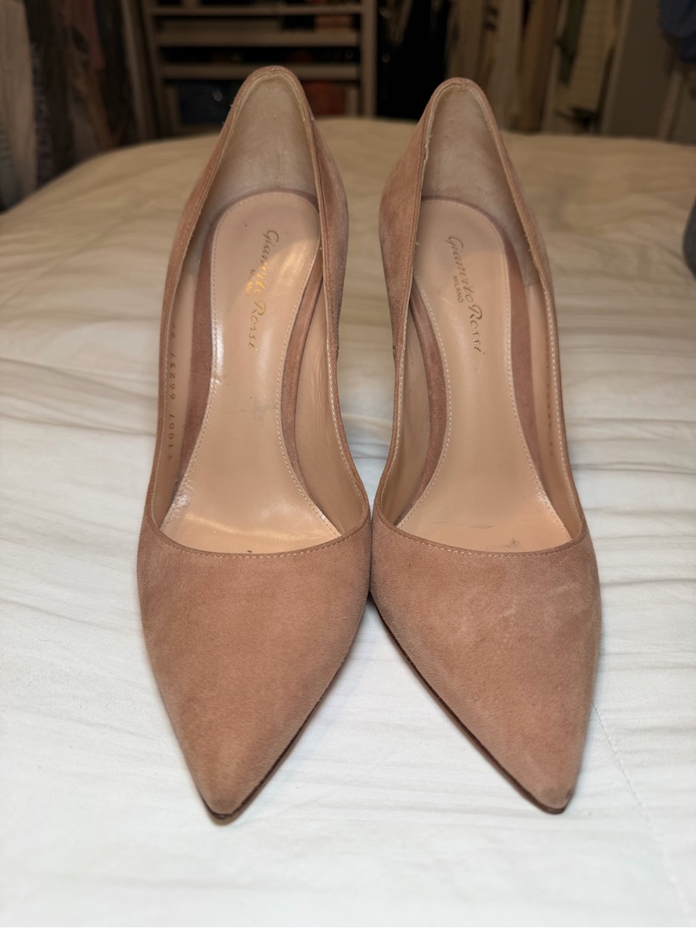 Gianvito Rossi Blush Tan Suede Pointed-Toe Pumps